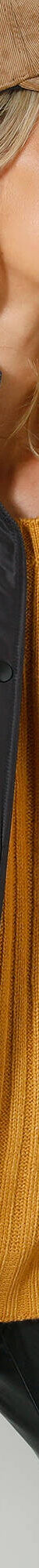 Doudoune à capuche imperméable, doublée polaire sherpa (noir) Doudoune à capuche imperméable, doublée polaire sherpa (noir)